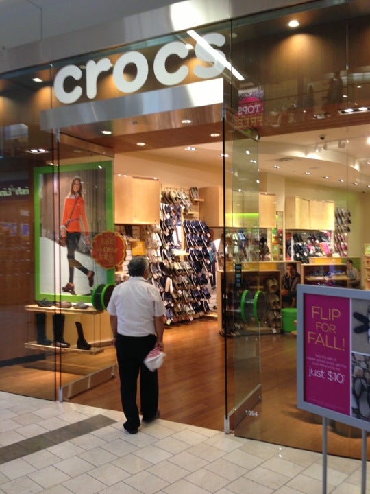 crocs woodmead