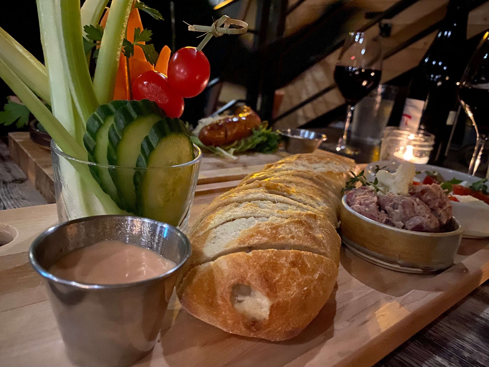 Edgar Caf Bar, 490 Avenue Arnaud, Sept-Îles, QC - MapQuest