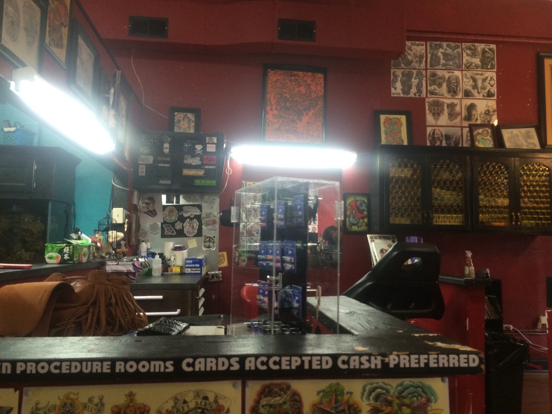 The Ink Parlor, 3425 Main St, Kansas City, MO, Tattoos & Piercing