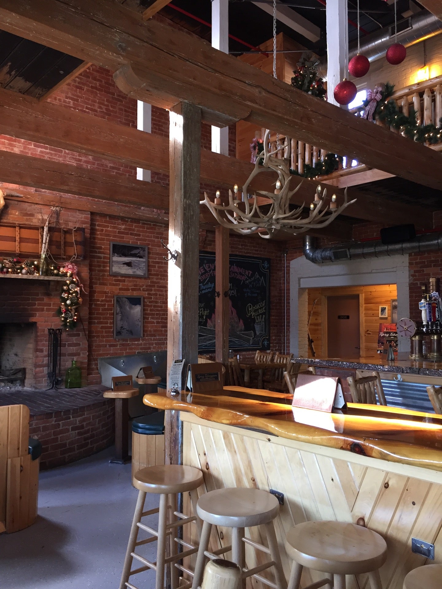 Tipsy Toboggan, 75 Ferry St, Fall River, MA, Bars MapQuest