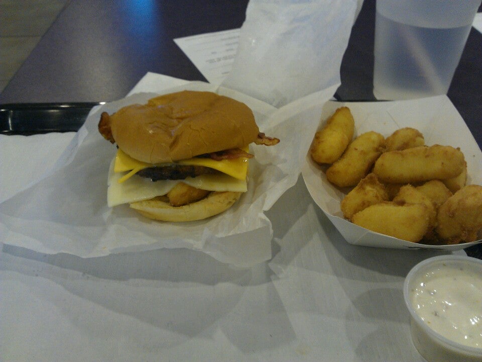 On the Burger Trail: The double Bubba burger at Bubba's Frozen Custard