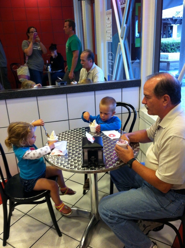 Golden Spoon Frozen Yogurt Oceanside & Escondido, 4160 Oceanside Blvd