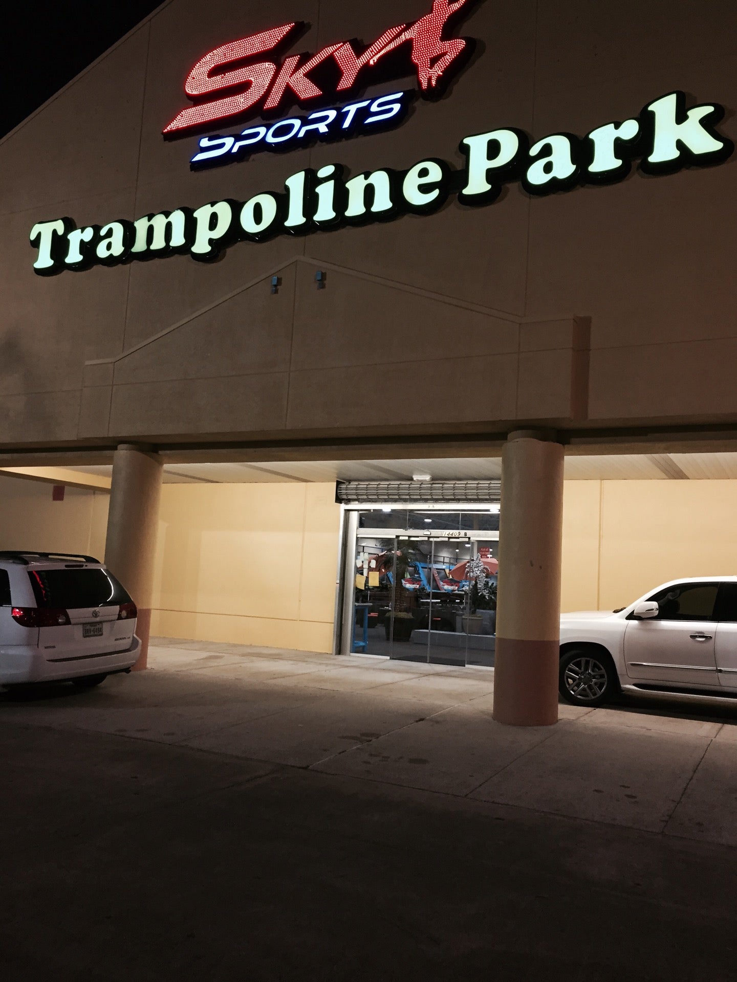 Sky Sports Trampoline Park Houston Texas