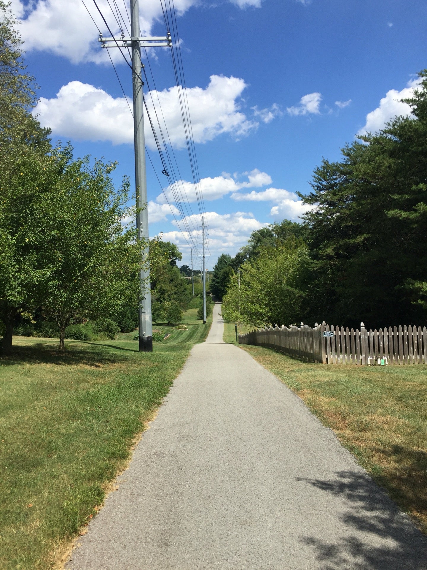 Farragut Greenway, Farragut Commons Dr, Knoxville, TN, Trail MapQuest