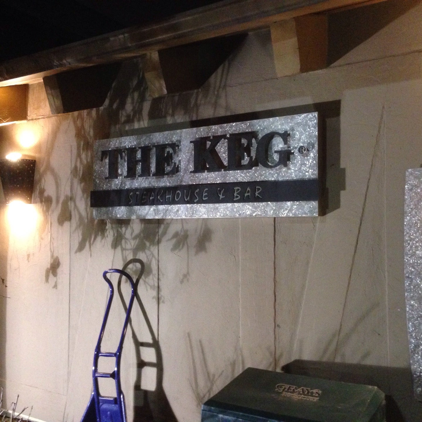 The Keg Steakhouse + Bar, 255 Stevenson Rd S, Oshawa, ON, Eating places