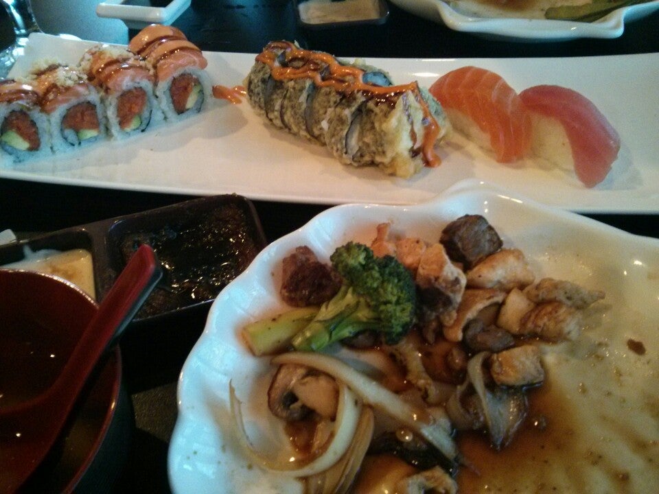 Saki Endless Sushi & Hibachi Eatery, 2643 Gulf To Bay Blvd, Ste 1560