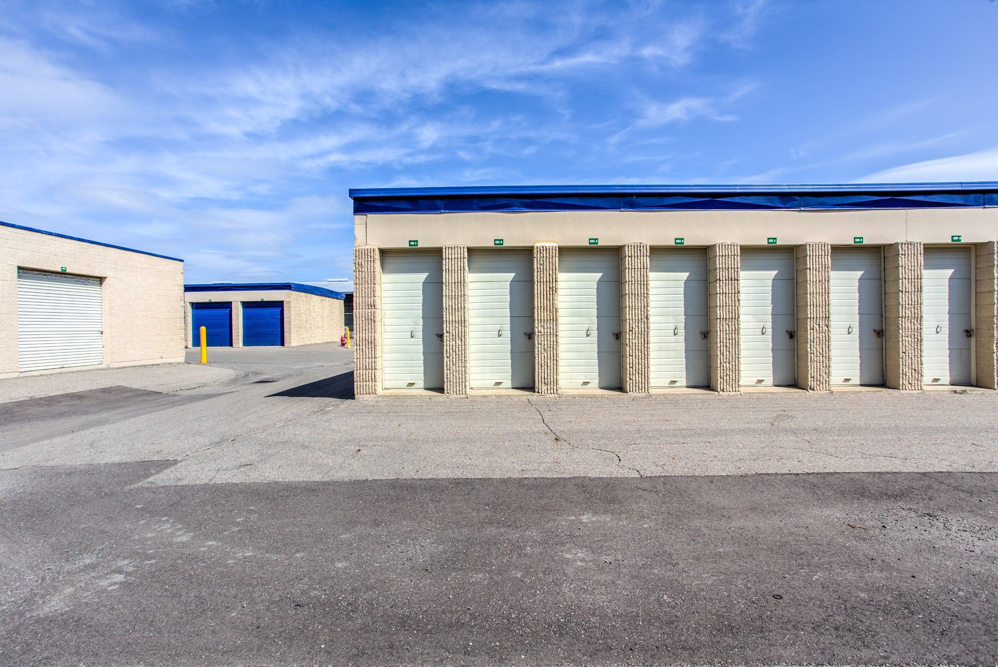 Storage site. Склад self Storage. Mi хранилище.