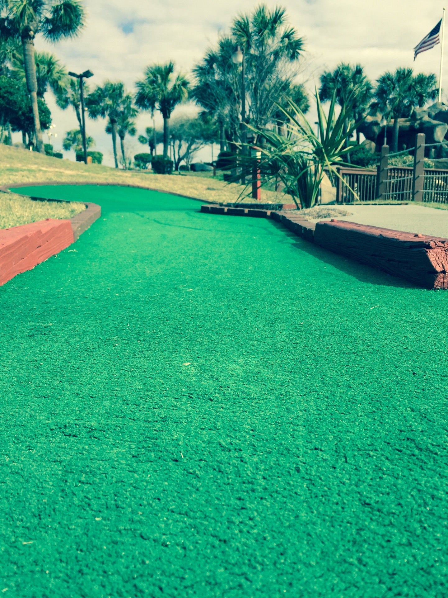 Hidden Lagoon Super Race Track & Golf, 14414 Front Beach Rd, Panama