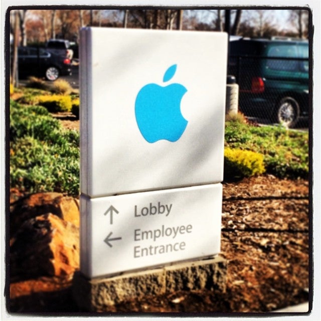 Apple Distribution Center, 2911 Laguna Blvd, Elk Grove, CA, Office