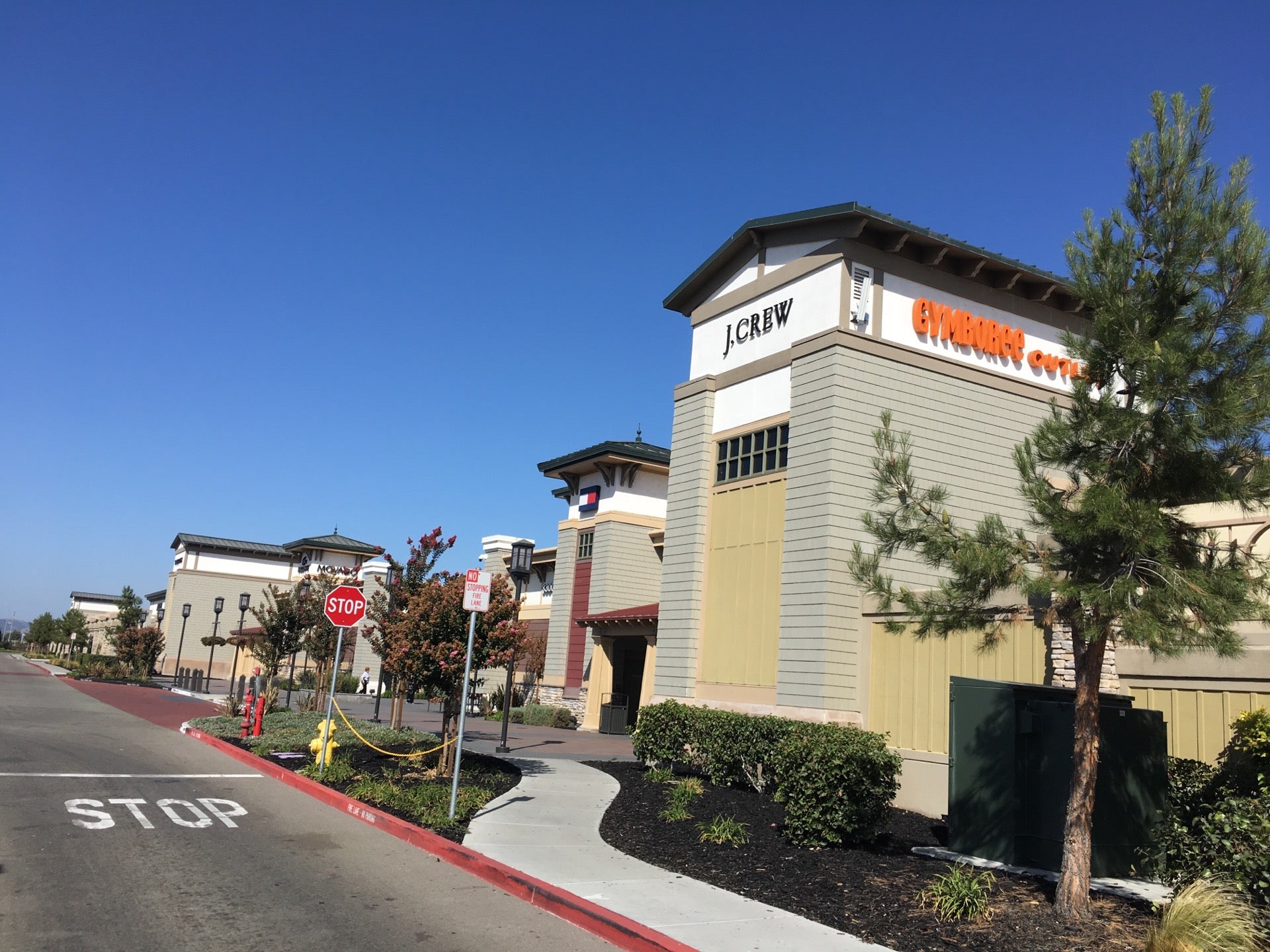 MICHAEL KORS OUTLET - 2774 Livermore Outlets Dr, Livermore, California -  Yelp
