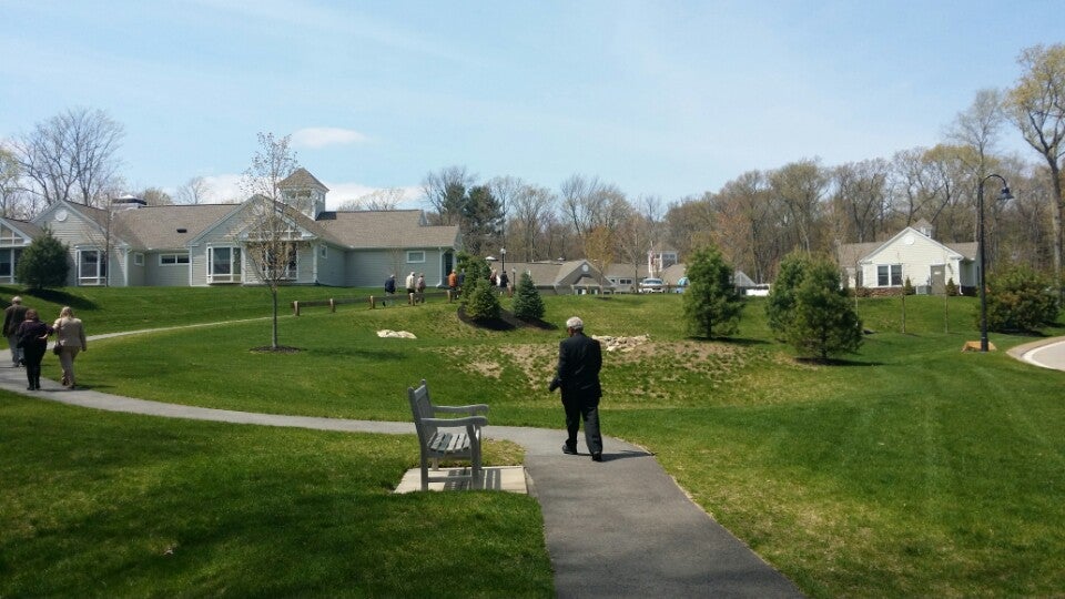 Fox Hill Village, 10 Longwood Dr, Westwood, Town of, MA, Hair Salons