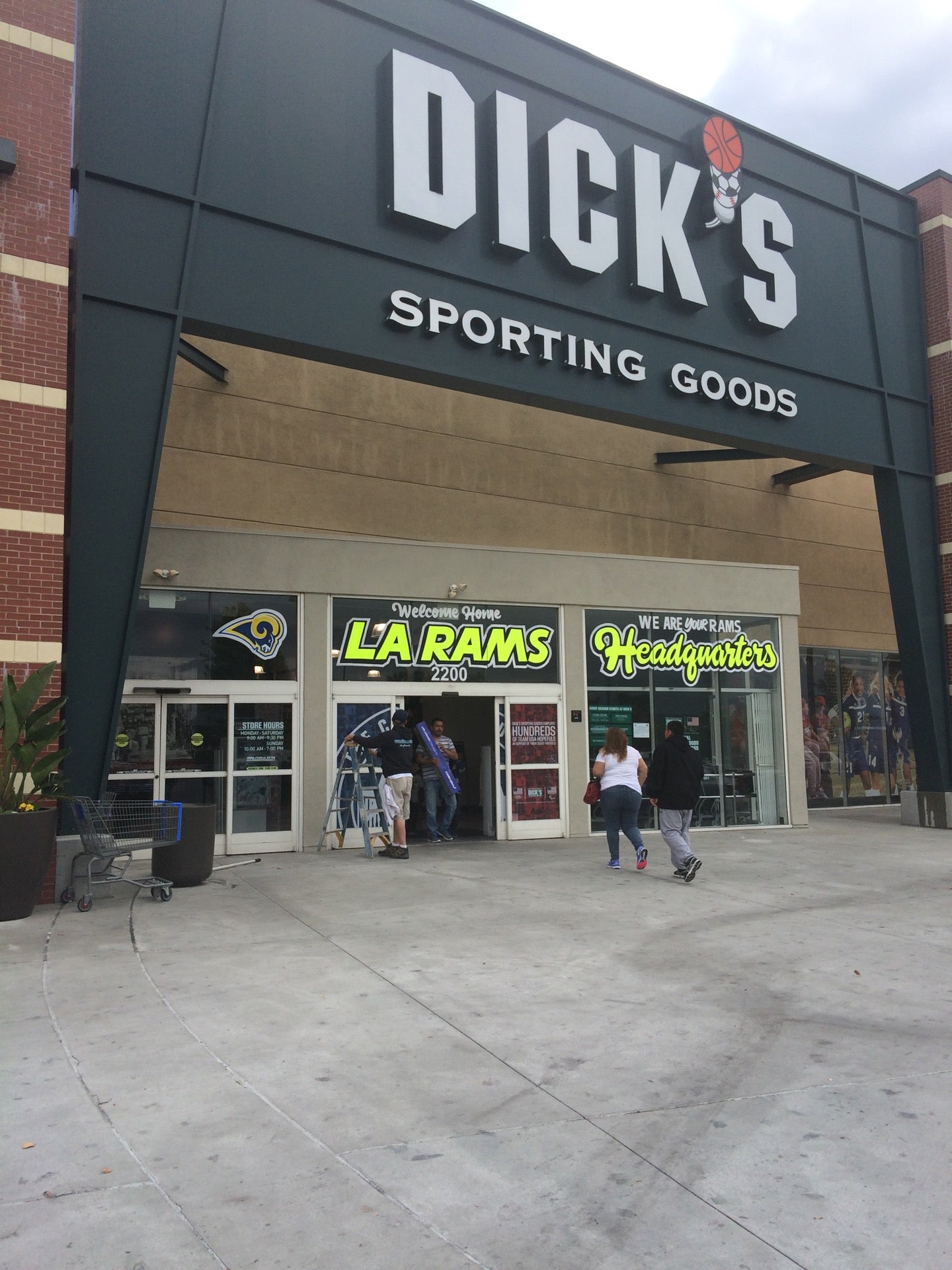 Los Angeles Rams Jerseys  Curbside Pickup Available at DICK'S