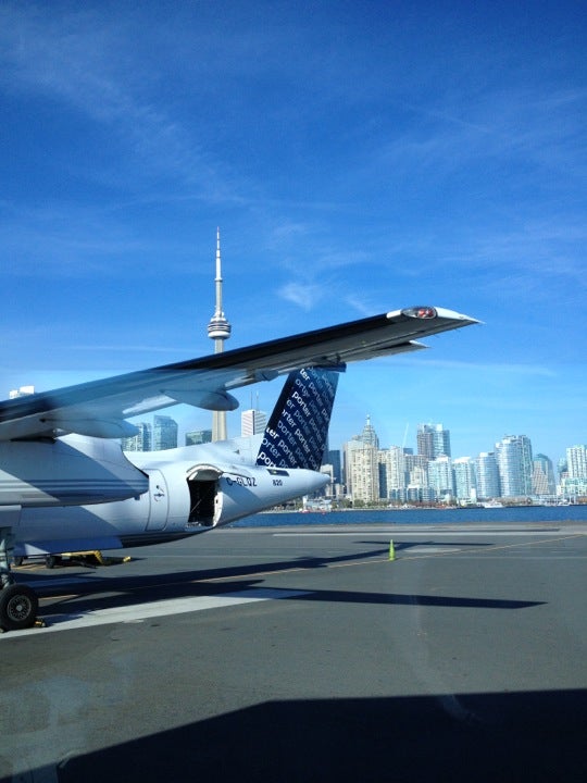 Billy Toronto City Airport (YTZ), 2 Eireann Quay, Toronto, ON