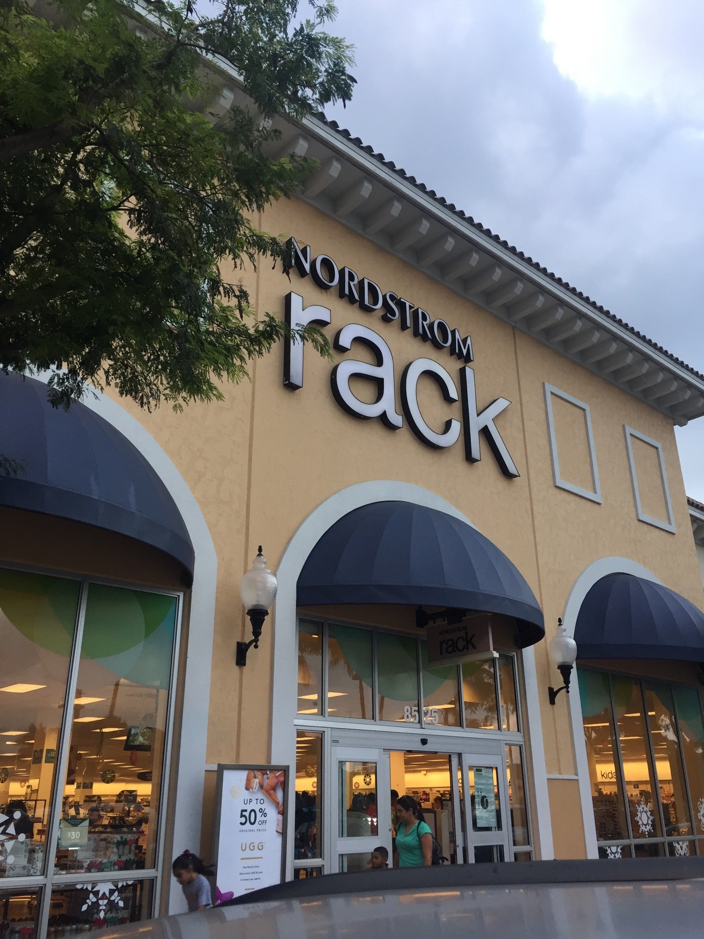 Nordstrom Rack, 8525 Mills Dr, Miami, FL, Clothing Retail - MapQuest