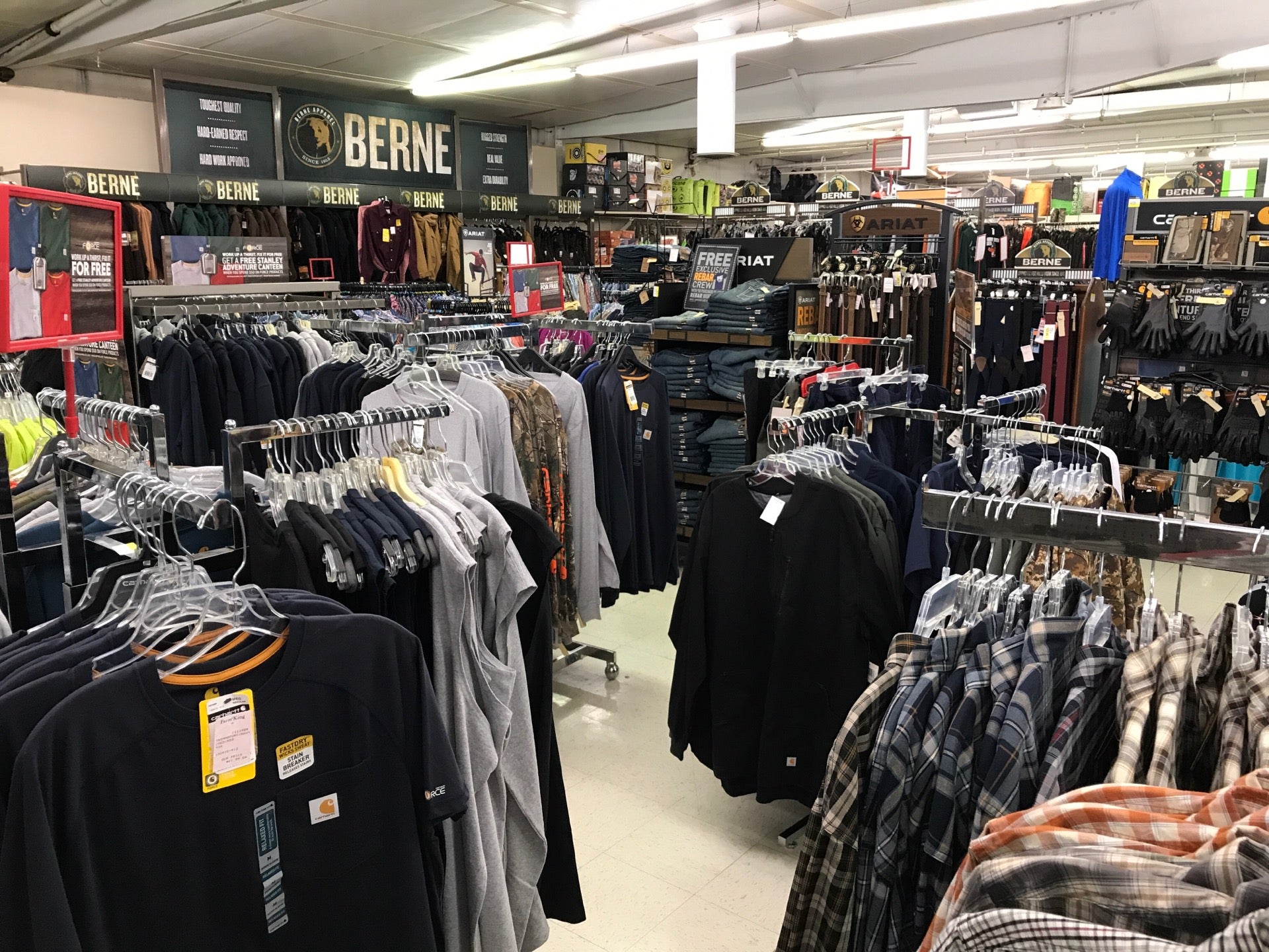 Farm King Supply, 2101 US67, Monmouth, IL, Agricultural Products