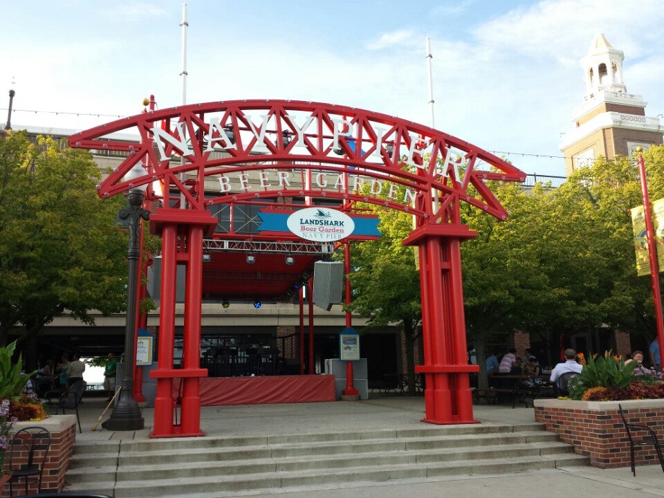 Landshark Beer Garden Navy Pier Chicago Fasci Garden