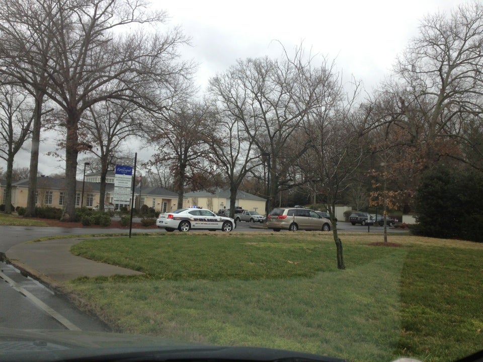 Belle Meade City Hall, 4705 Harding Pike, Belle Meade, TN, City Hall