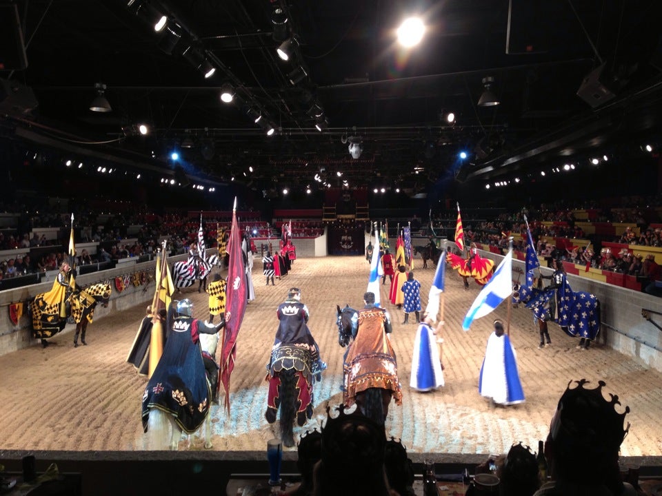 Medieval Times Dinner & Tournament, 10 Dufferin St Exhibition Place ...