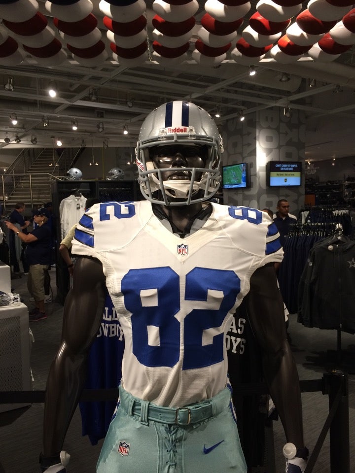 Dallas Cowboys Pro Shop, 4511 N Midkiff Rd, Midland, TX, Sporting Goods -  MapQuest