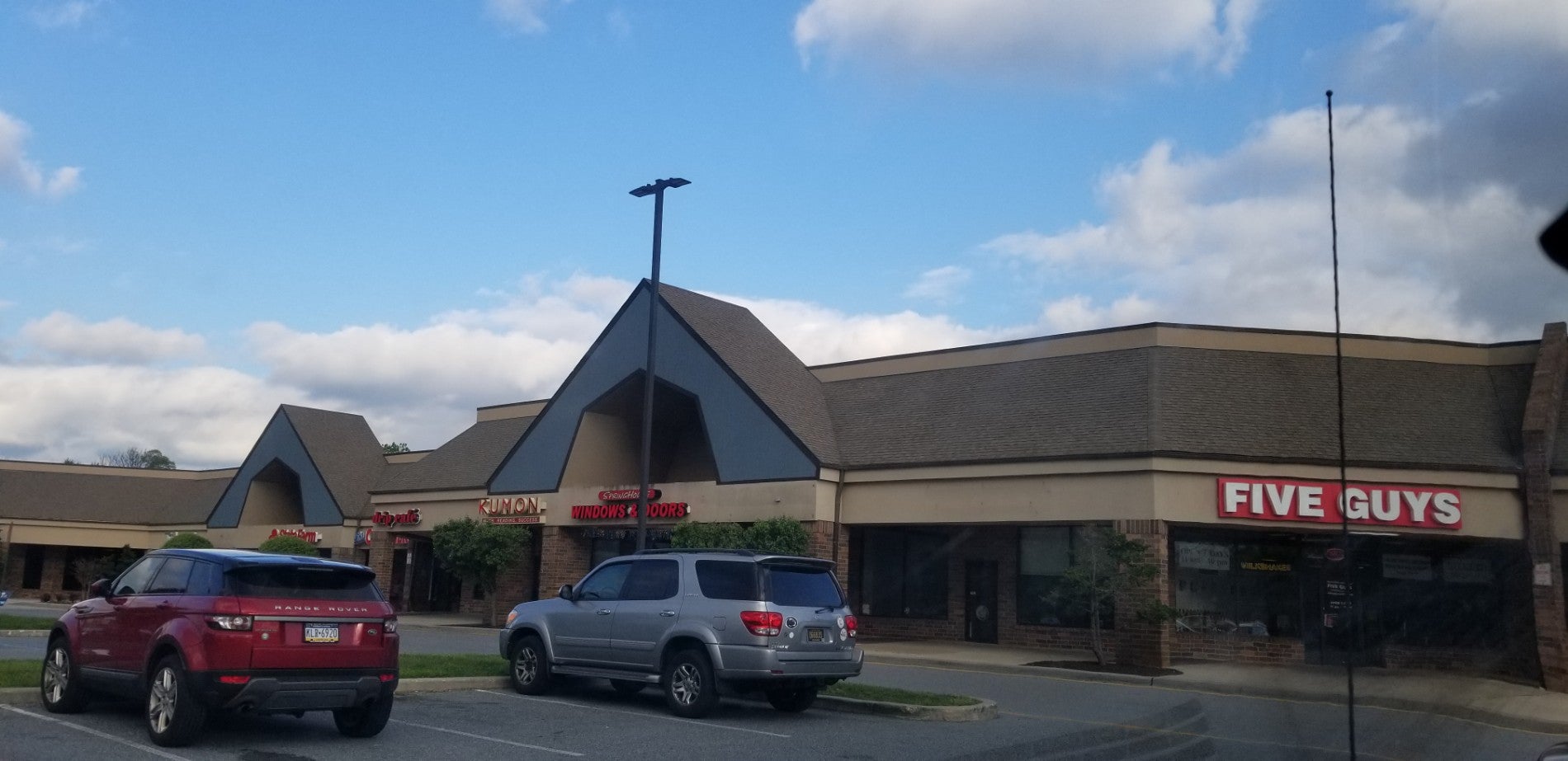 Lantana Square Shopping Center, 160 Lantana Dr, Hockessin, DE, Shopping