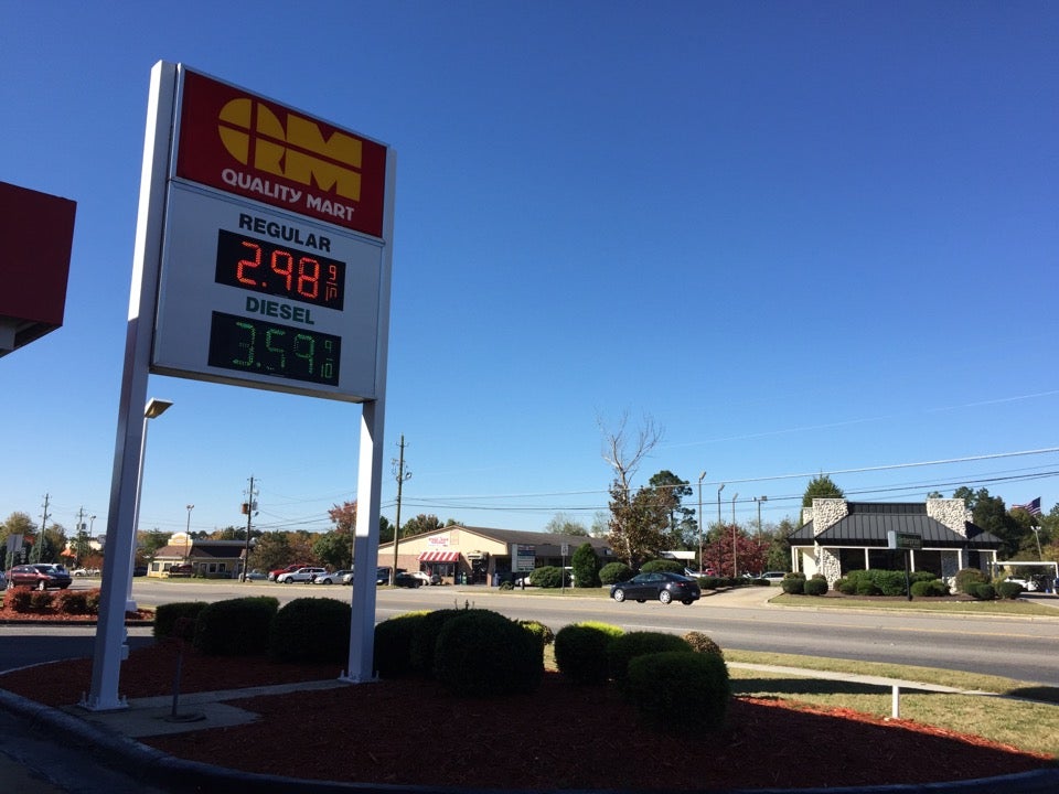 Quality Mart No 12, 1906 N Sandhills Blvd, Aberdeen, NC, Gas Stations