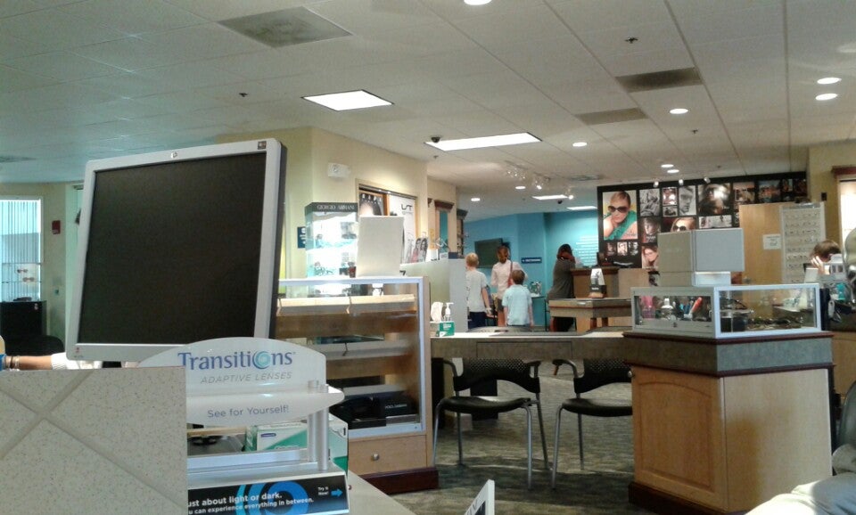 New England Eye Commonwealth, 930 Commonwealth Ave, Brookline, Town of