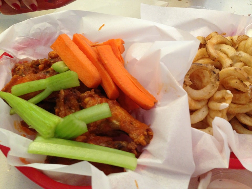 Hot Wings Cafe, 314 N Brand Blvd, Glendale, CA, Eating places MapQuest