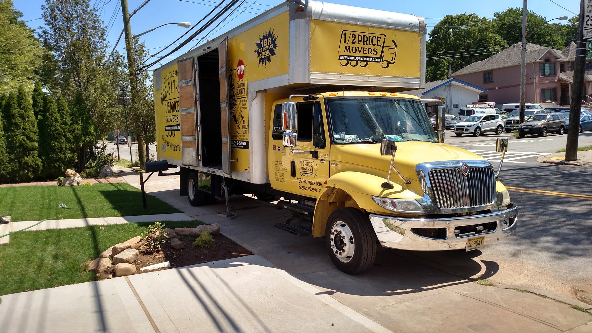 1/2 Price Movers Staten Island, 22 Aaron Ln, Staten Island, NY