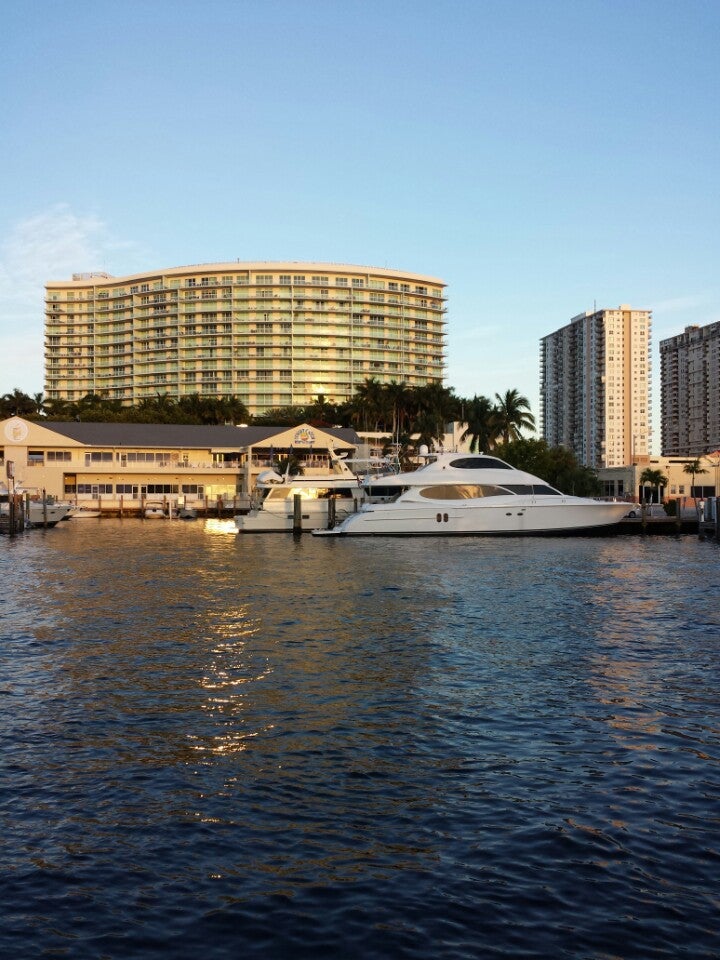 pompano beach yacht and beach club