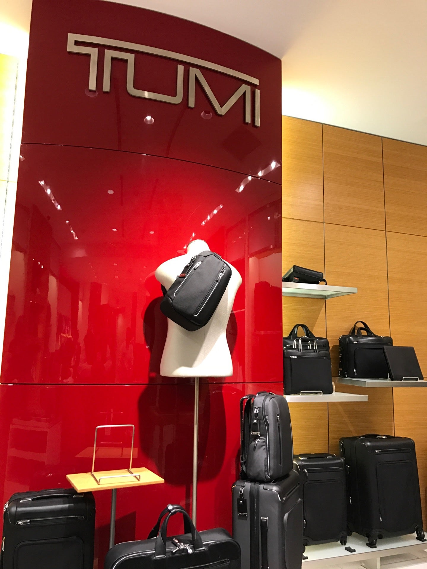 Tumi, 3333 Bristol St, Costa Mesa, CA, Luggage - MapQuest