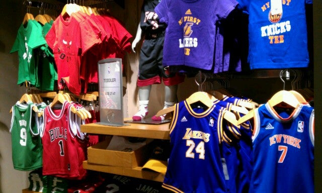 nba store 45th and 5th