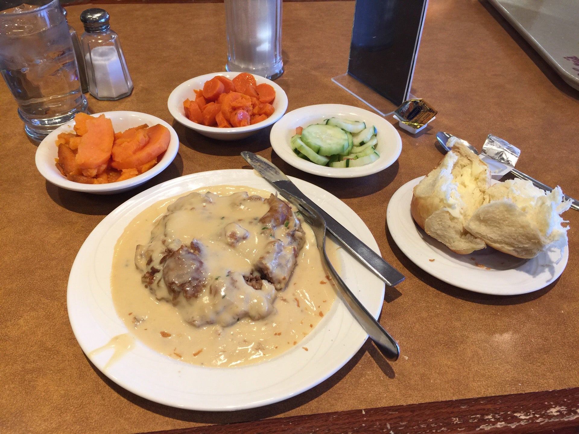 Miss Sheri's Cafeteria, 5406 Southfield Ctr, Saint Louis, MO, Eating ...
