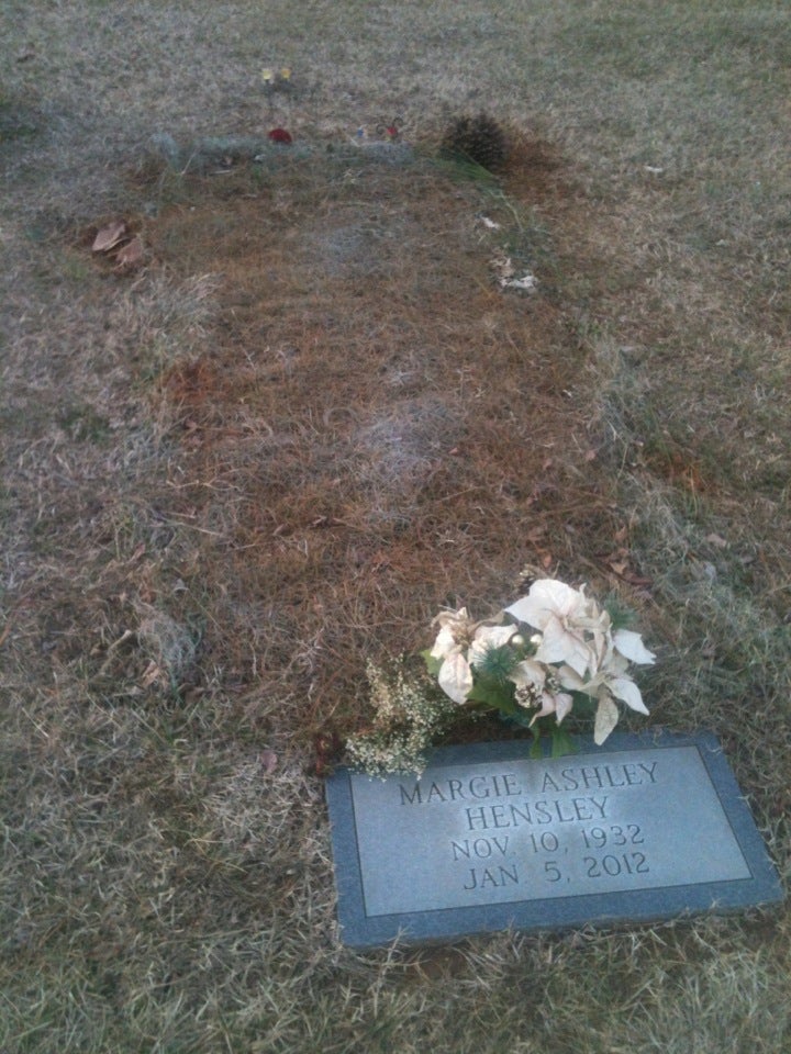 Pine Hill Cemetery, 101221 E Sunmit Avenue, Burlington, NC MapQuest