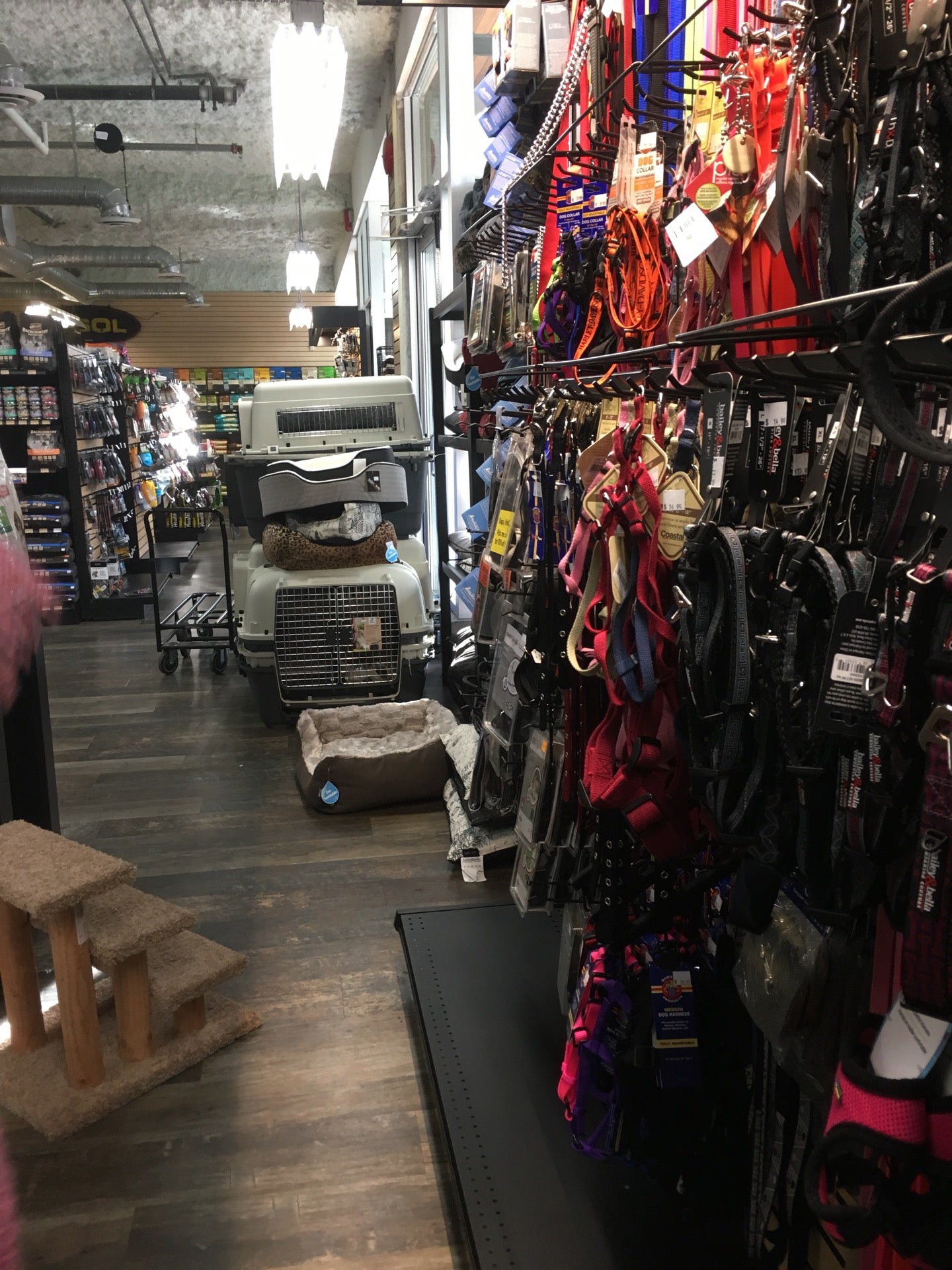 Tisol Pet Nutrition & Supply Stores, 2738 Arbutus St, Vancouver, BC