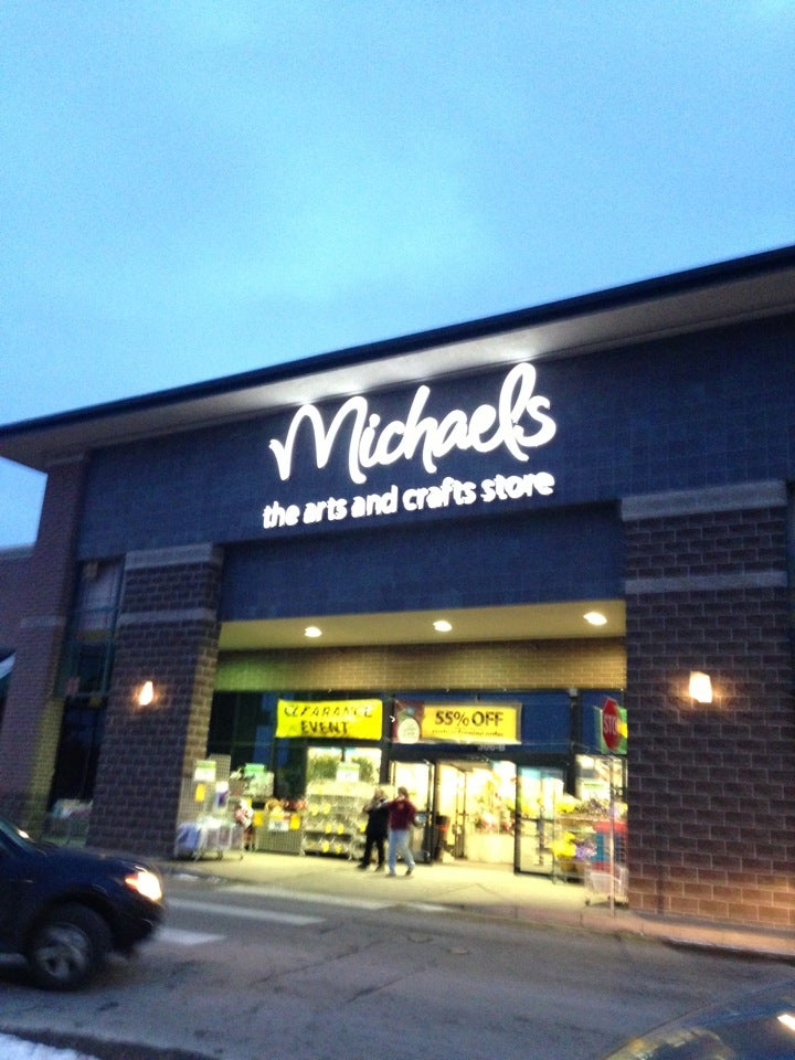 How to get to Michaels Arts & Crafts Store in Orlando by Bus?