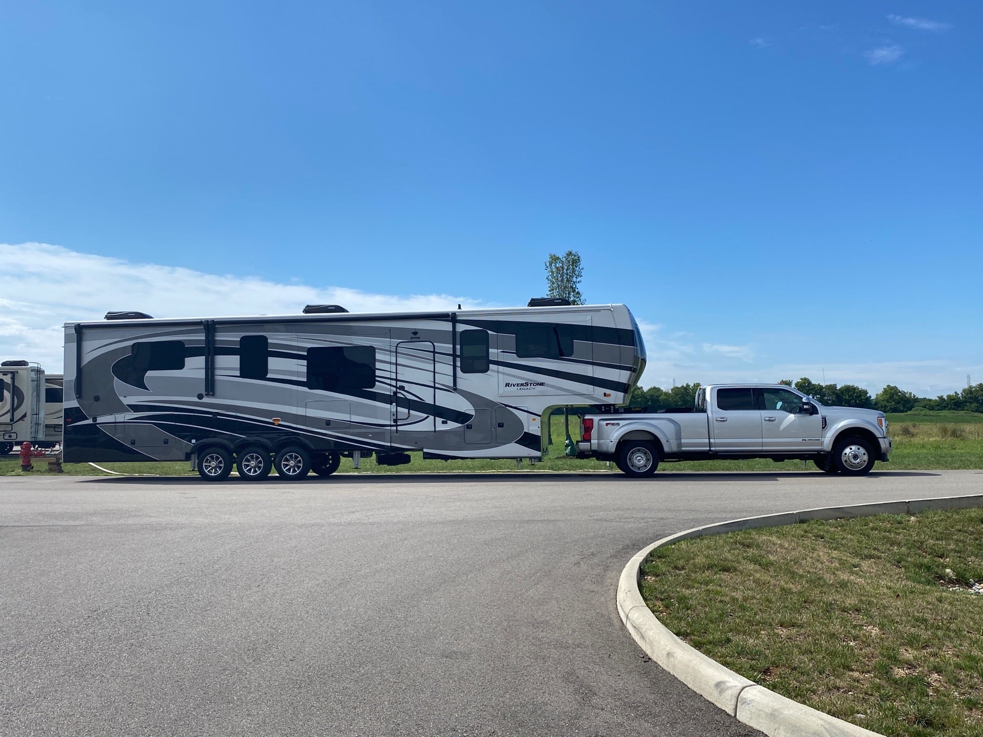 Jeff Couchs Rv Nation, 5555 Kennel Rd, Trenton, OH, Recreational