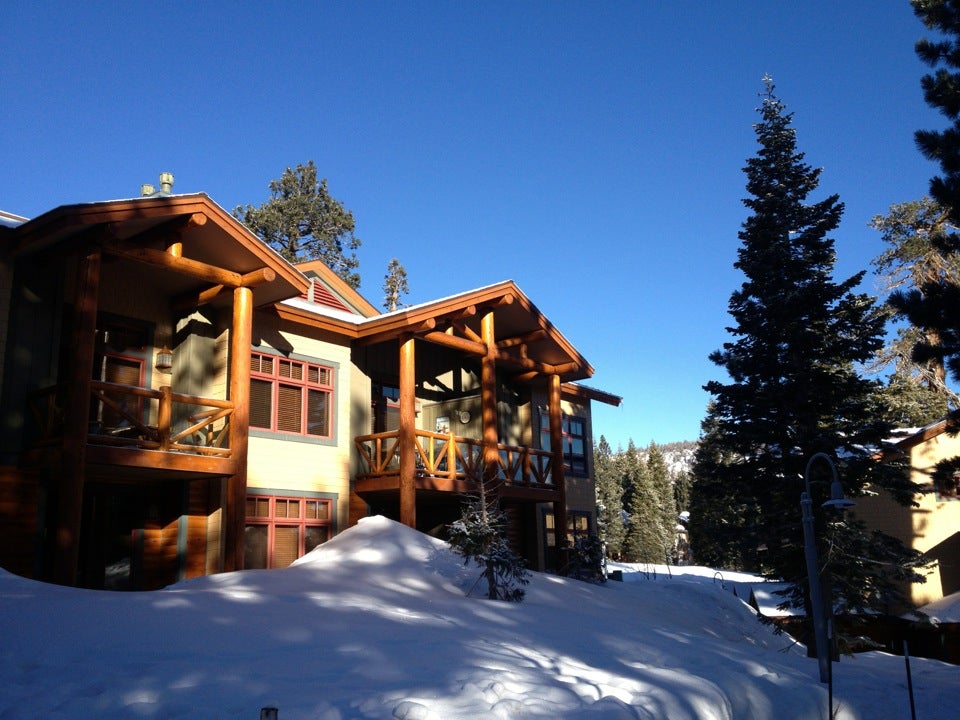 The Cabins by Mammoth Reservation Bureau, 2004 Lodestar Dr, Mammoth