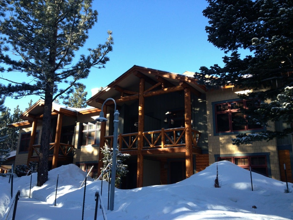 The Cabins by Mammoth Reservation Bureau, 2004 Lodestar Dr, Mammoth Lakes, CA, Hotels & Motels