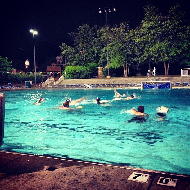 Kirkwood Aquatic Center, 111 S Geyer Rd, Kirkwood, MO, Swimming Pools