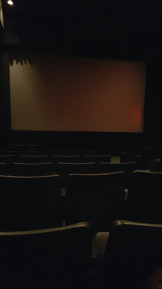 Spring Hill 8 2955 Commercial Way Spring Hill Fl Movie Theatres Mapquest