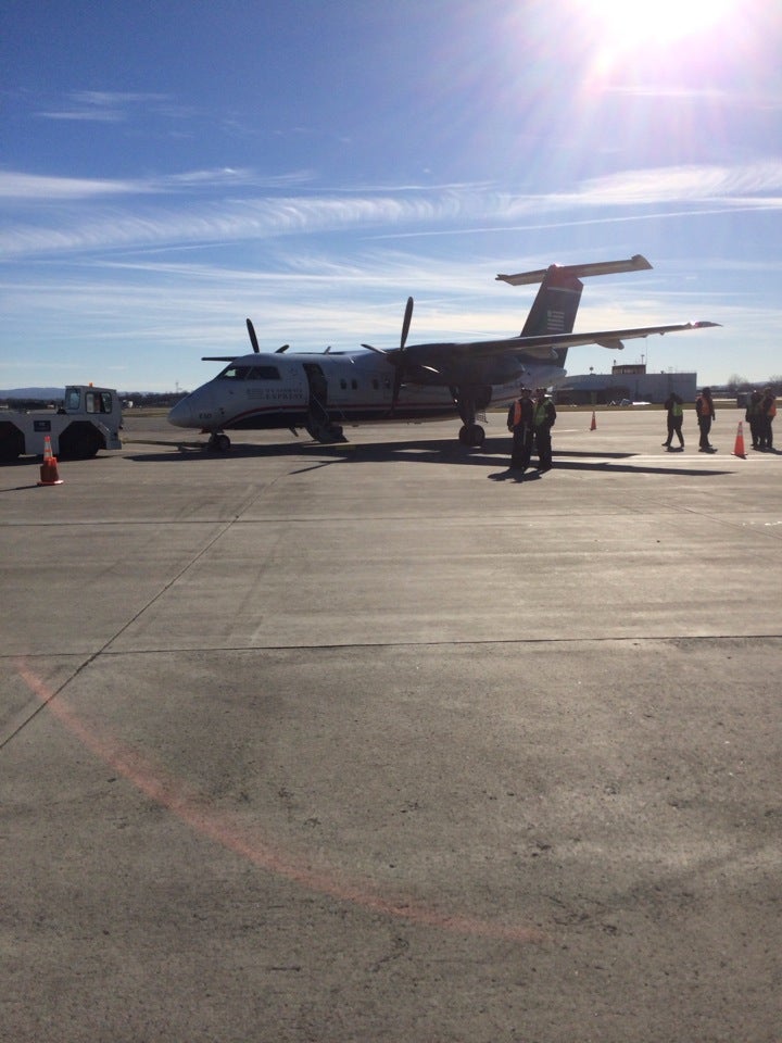 Gate 6, SYR Airport, Syracuse, NY MapQuest