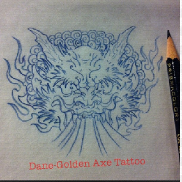 Golden Axe Tattoo: Golden Axe Tattoo mang đến cho bạn cảm giác như bạn đang sở hữu một kiệt tác của nghệ thuật xăm hình. Dấu ấn của những chi tiết tinh tế và công phu trong hình xăm này sẽ khiến bạn cảm thấy vô cùng tự hào và đẳng cấp khi sở hữu nó trên cơ thể mình.