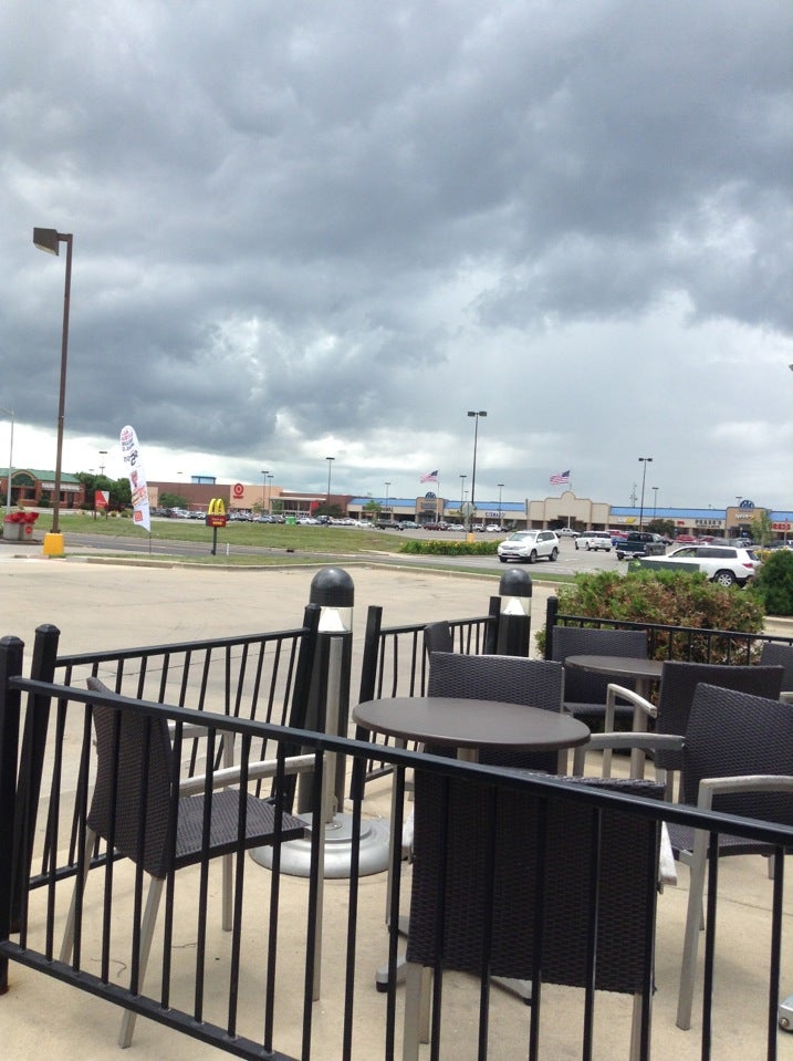 Parkway Point Shopping Center, 3400 Freedom Dr, Springfield, IL MapQuest