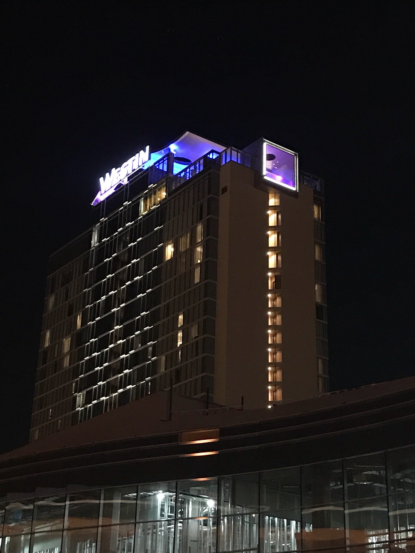 The Westin Nashville, 807 Clark Pl, Nashville, TN, Hotels & Motels