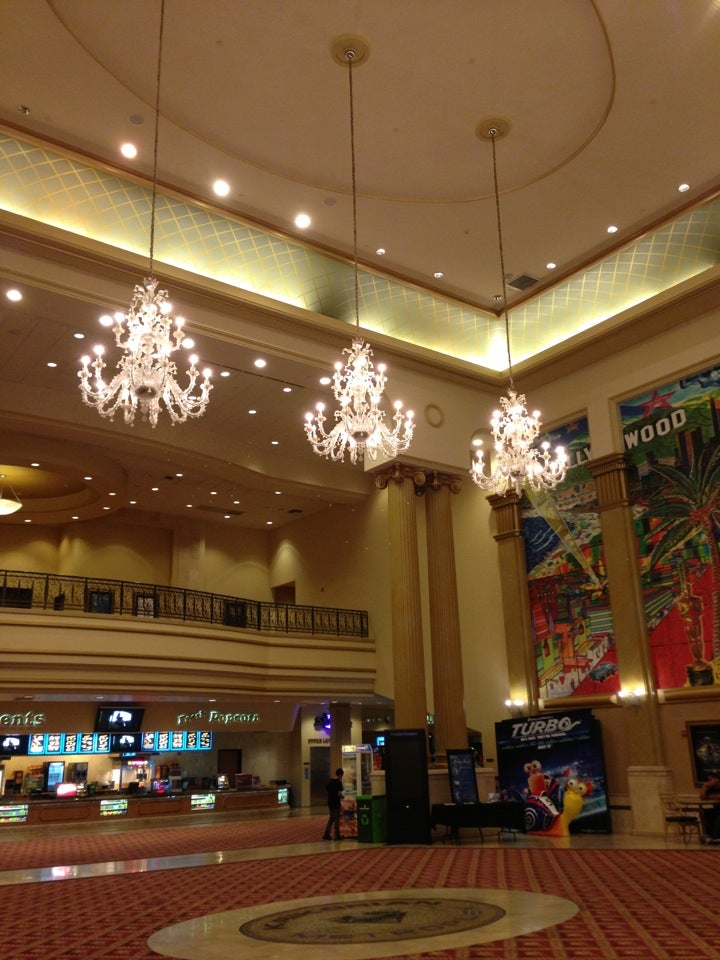 Krikorian Buena Park Metroplex 18, 8290 La Palma Ave, Buena Park, CA