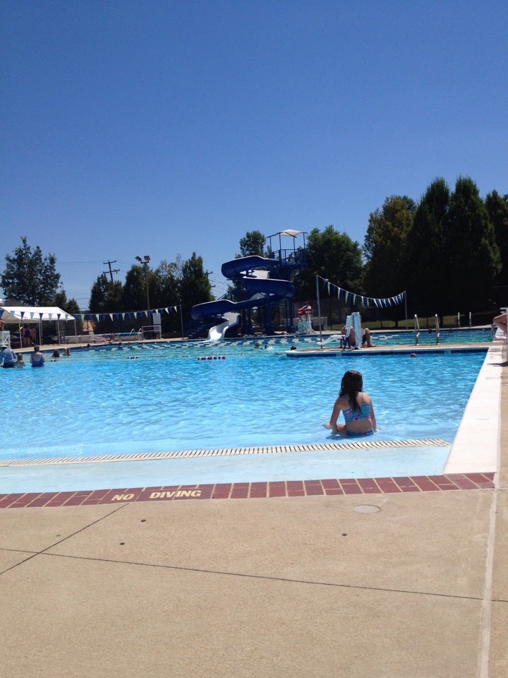 Washington Park Pool, 1001 Preston Ave, Charlottesville, VA, Swimming