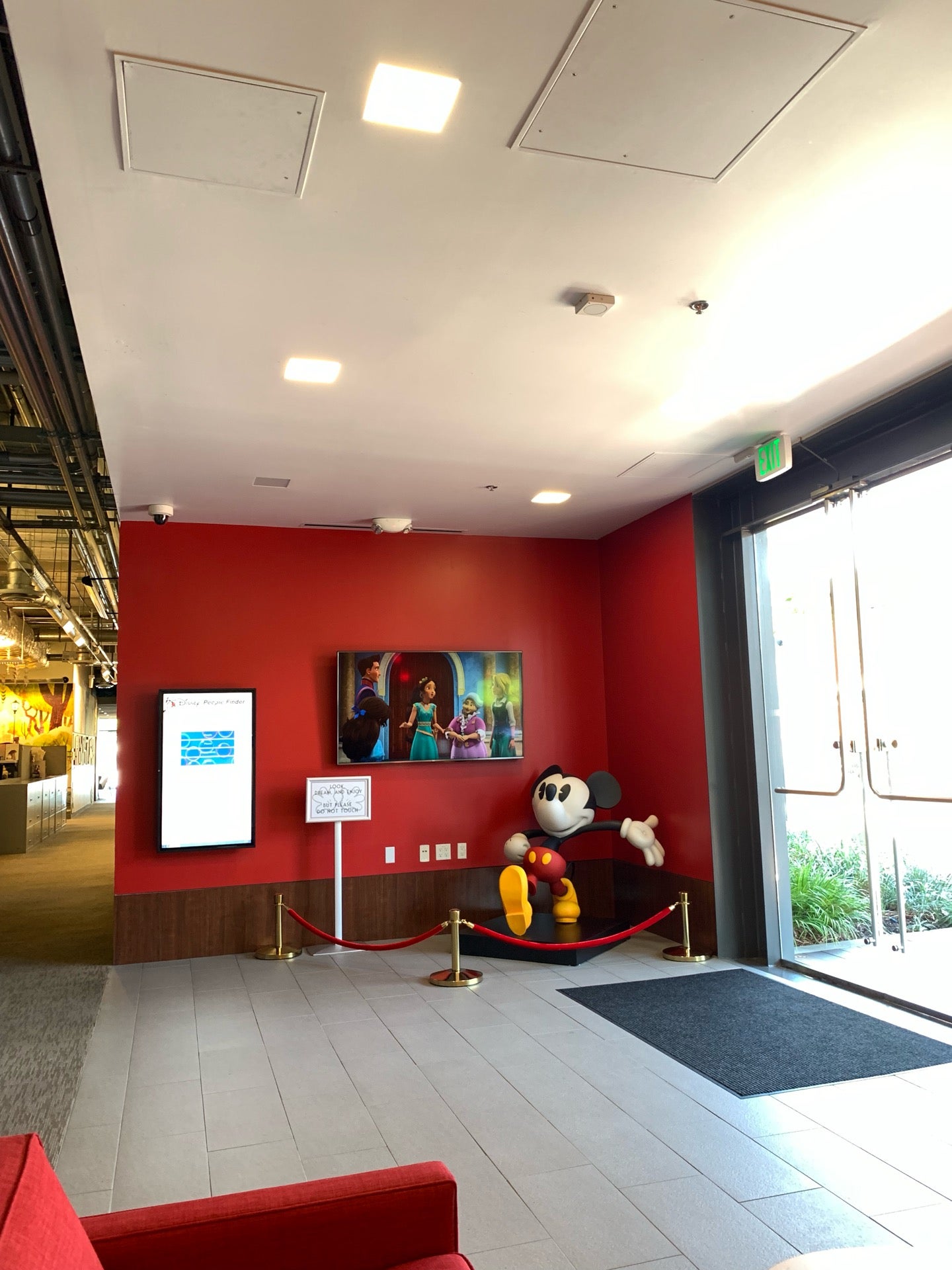 Glendale Americana Movie Theater 93 - akdropx