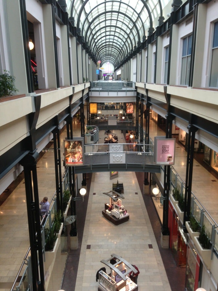 Circle Centre Mall, 49 W Maryland St