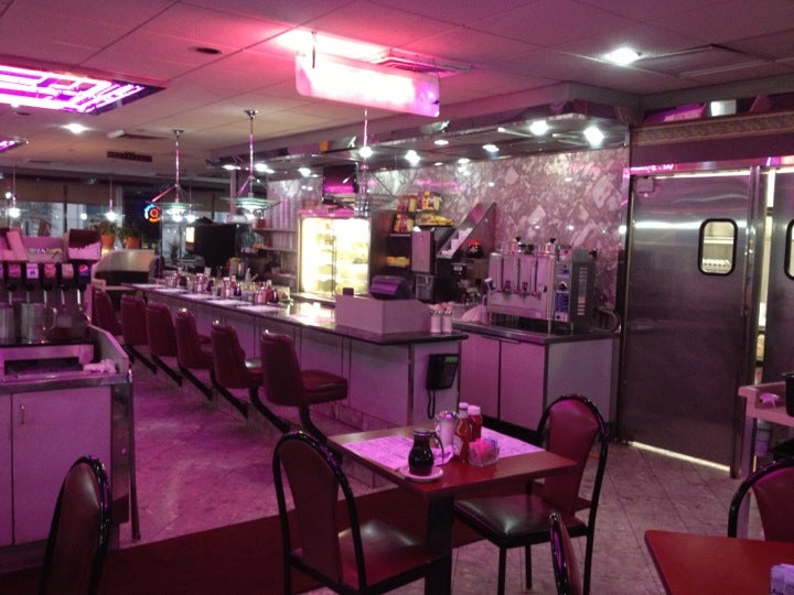 White Plains Coach Diner, 50 Westchester Ave, White Plains, NY, Restaurants  - MapQuest