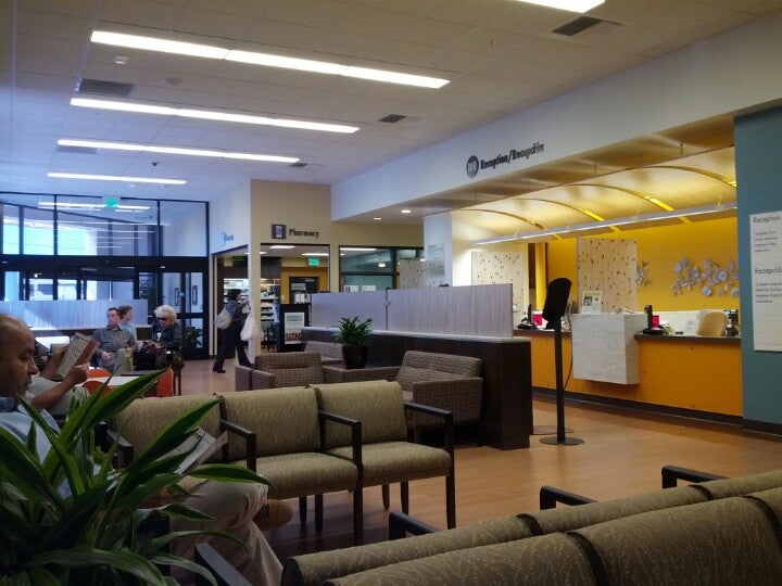 Kaiser Permanente Indio Monroe Pharmacy, 46900 Monroe St, Suite E